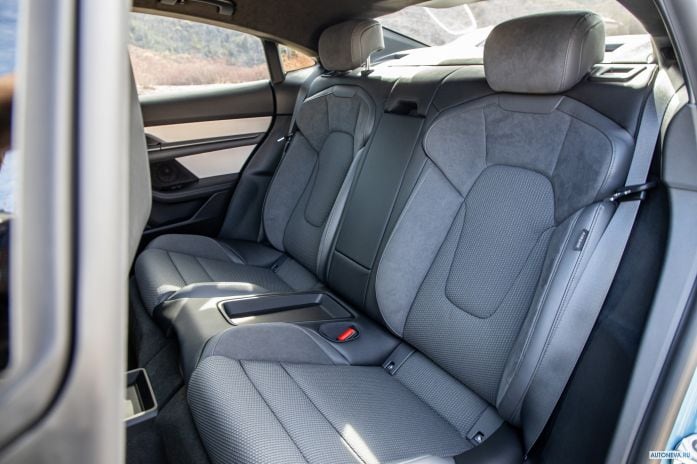 2020 Porsche Taycan 4S - фотография 29 из 40 2020 Porsche Taycan 4S - фотография 29 из 40