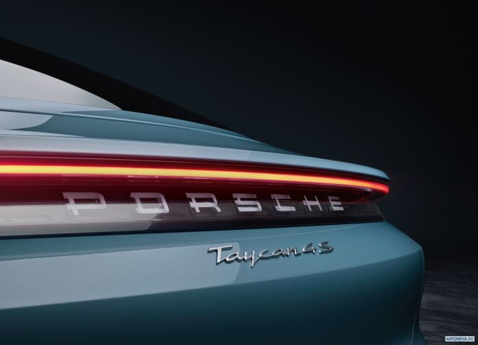 2020 Porsche Taycan 4S - фотография 39 из 40