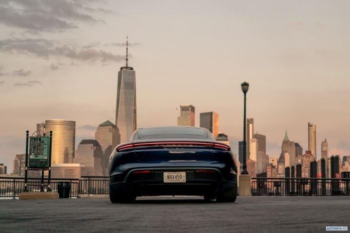2020 Porsche Taycan Turbo - фотография 17 из 40 2020 Porsche Taycan Turbo - фотография 17 из 40
