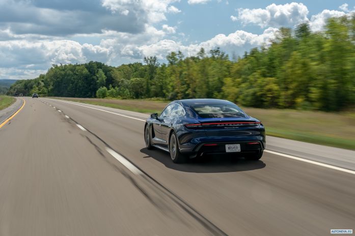 2020 Porsche Taycan Turbo - фотография 19 из 40