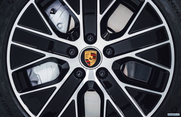 2020 Porsche Taycan Turbo - фотография 40 из 40 2020 Porsche Taycan Turbo - фотография 40 из 40