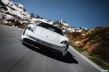 porsche_2020_taycan_turbo_s_008.jpg