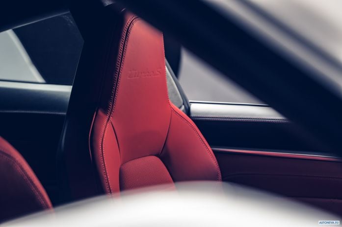 2021 Porsche 911 Turbo S - фотография 18 из 37 2021 Porsche 911 Turbo S - фотография 18 из 37