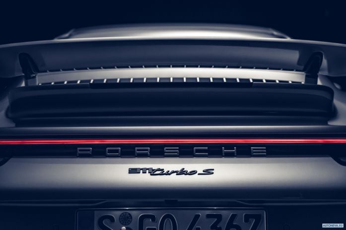 2021 Porsche 911 Turbo S - фотография 28 из 37 2021 Porsche 911 Turbo S - фотография 28 из 37