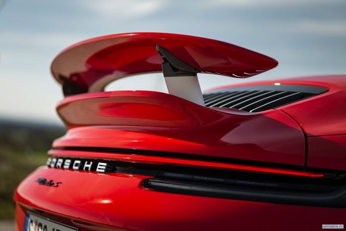 2021 Porsche 911 Turbo S Cabriolet - фотография 4 из 40