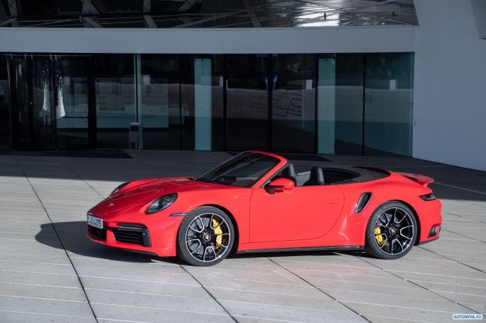 2021 Porsche 911 Turbo S Cabriolet - фотография 27 из 40 2021 Porsche 911 Turbo S Cabriolet - фотография 27 из 40