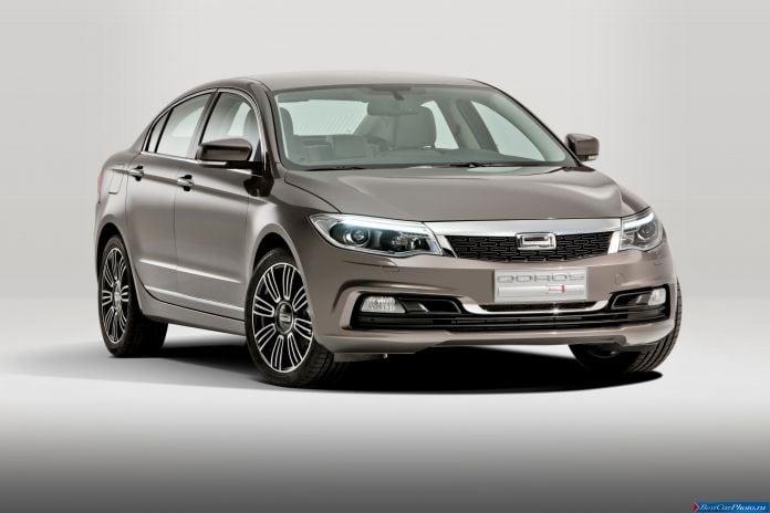 2013 Qoros 3 Sedan - фотография 1 из 24