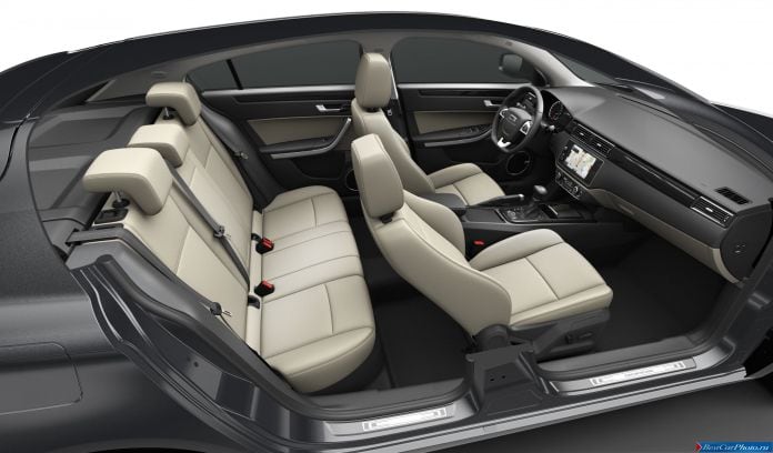 2013 Qoros 3 Sedan - фотография 21 из 24 2013 Qoros 3 Sedan - фотография 21 из 24
