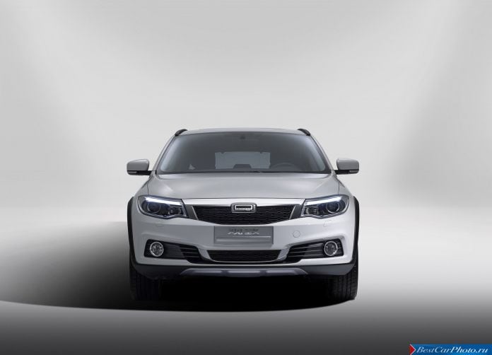 2015 Qoros 3 City SUV 1.6t - фотография 13 из 26