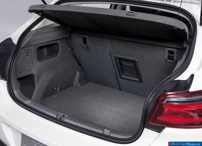 2015 Qoros 3 City SUV 1.6t - фотография 19 из 26