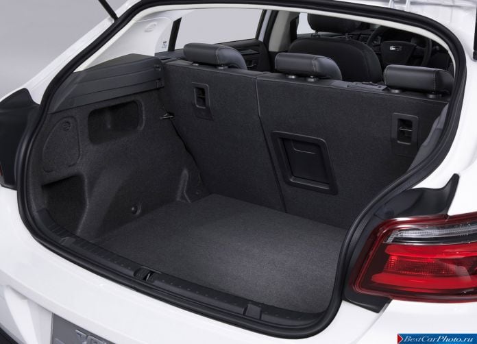 2015 Qoros 3 City SUV 1.6t - фотография 20 из 26