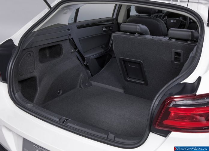 2015 Qoros 3 City SUV 1.6t - фотография 21 из 26
