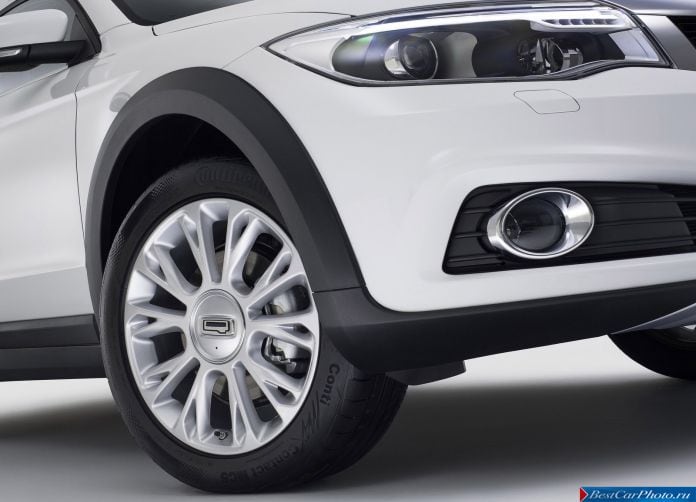 2015 Qoros 3 City SUV 1.6t - фотография 23 из 26