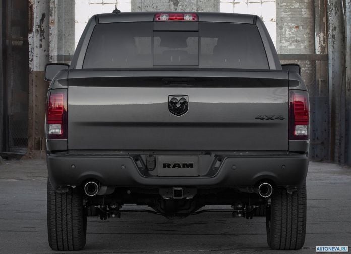2019 Ram 1500 Classic Warlock - фотография 6 из 12