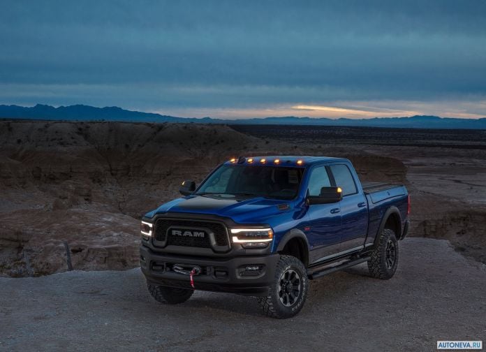 2019 Ram Power Wagon - фотография 2 из 50