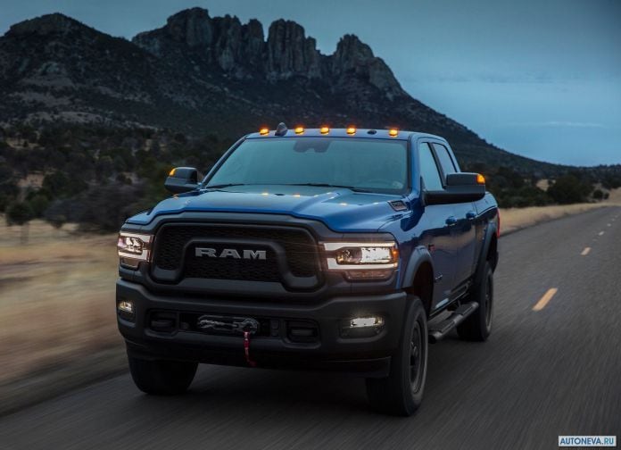 2019 Ram Power Wagon - фотография 14 из 50