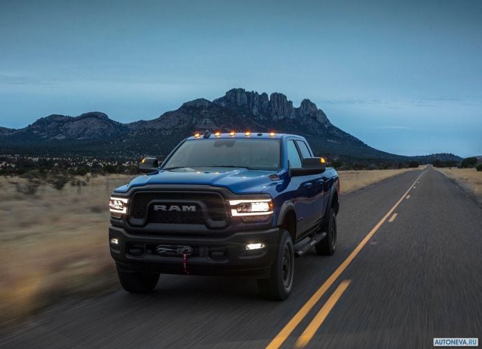 2019 Ram Power Wagon - фотография 15 из 50