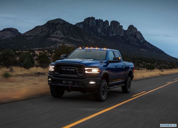 2019 Ram Power Wagon - фотография 16 из 50