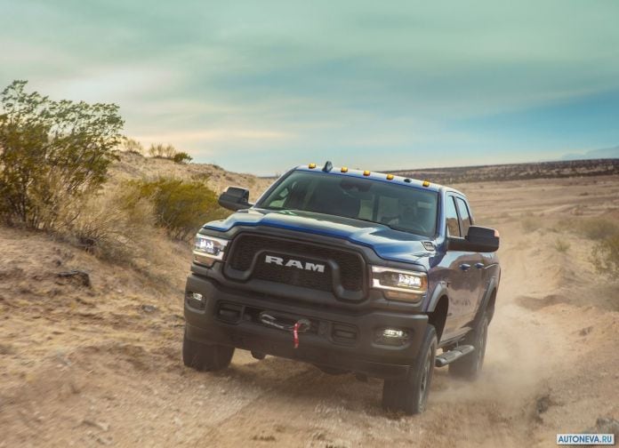 2019 Ram Power Wagon - фотография 17 из 50
