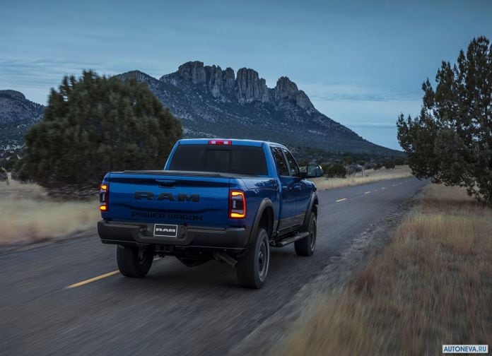 2019 Ram Power Wagon - фотография 28 из 50