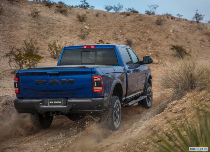 2019 Ram Power Wagon - фотография 29 из 50