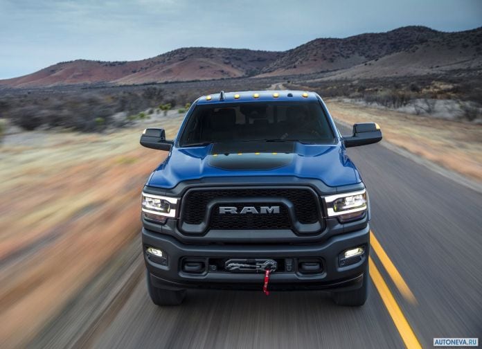 2019 Ram Power Wagon - фотография 32 из 50