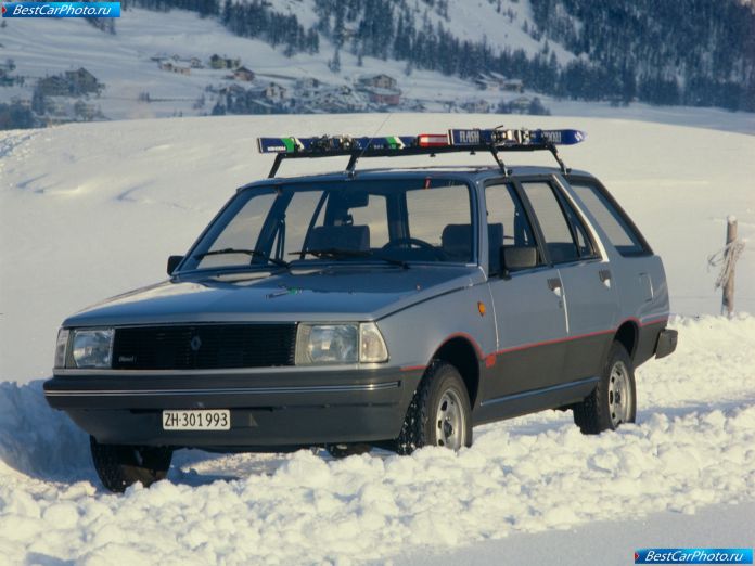 1982 Renault 18 Gtd 4x4 Wagon - фотография 1 из 1