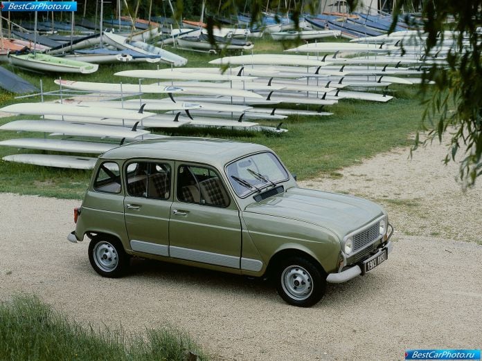 1982 Renault 4 Gtl - фотография 1 из 1 1982 Renault 4 Gtl - фотография 1 из 1