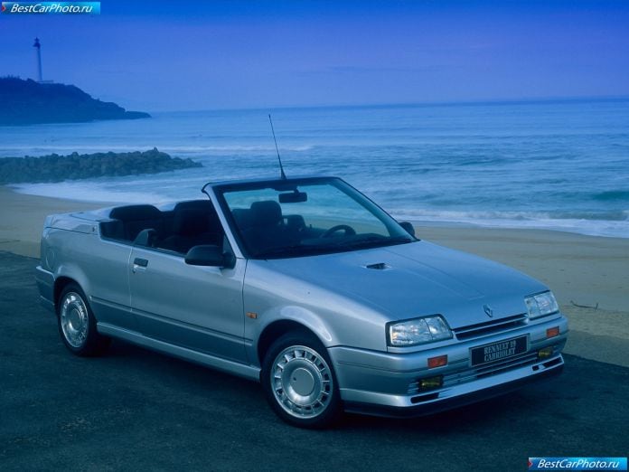1991 Renault 19 Convertible 16s - фотография 1 из 2
