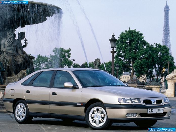 1996 Renault Safrane - фотография 1 из 2