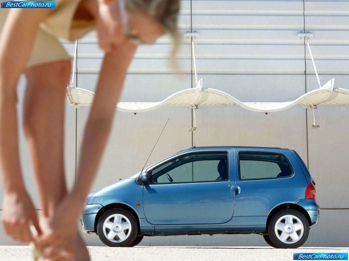 2002 Renault Twingo - фотография 9 из 19 2002 Renault Twingo - фотография 9 из 19