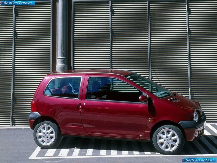 2002 Renault Twingo - фотография 11 из 19