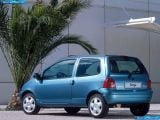 renault_2002-twingo_1600x1200_013.jpg