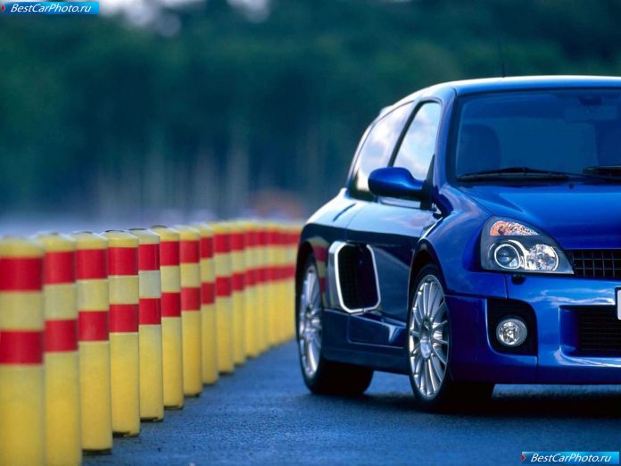 2003 Renault Clio V6 Renault Sport - фотография 20 из 32 2003 Renault Clio V6 Renault Sport - фотография 20 из 32