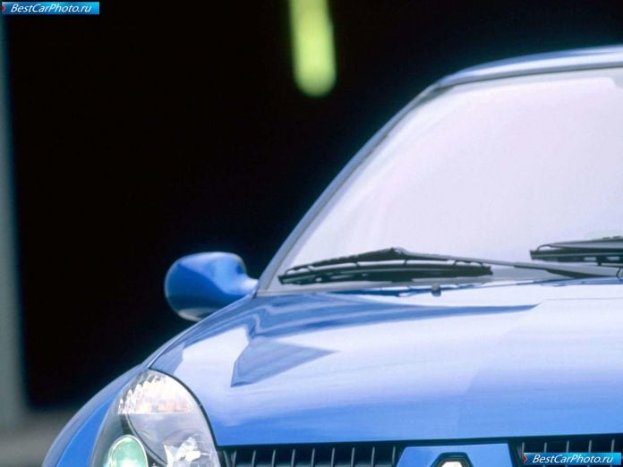 2003 Renault Clio V6 Renault Sport - фотография 25 из 32 2003 Renault Clio V6 Renault Sport - фотография 25 из 32