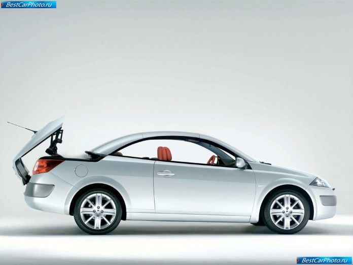2003 Renault Megane Ii Coupecabriolet - фотография 8 из 15 2003 Renault Megane Ii Coupecabriolet - фотография 8 из 15