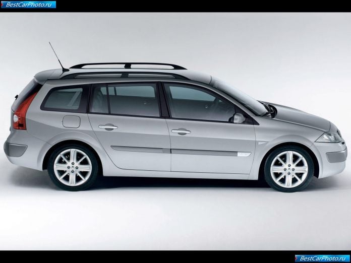 2003 Renault Megane Ii Estate - фотография 18 из 30