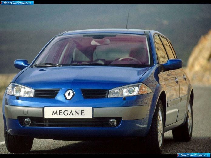 2003 Renault Megane Ii Hatch - фотография 2 из 17