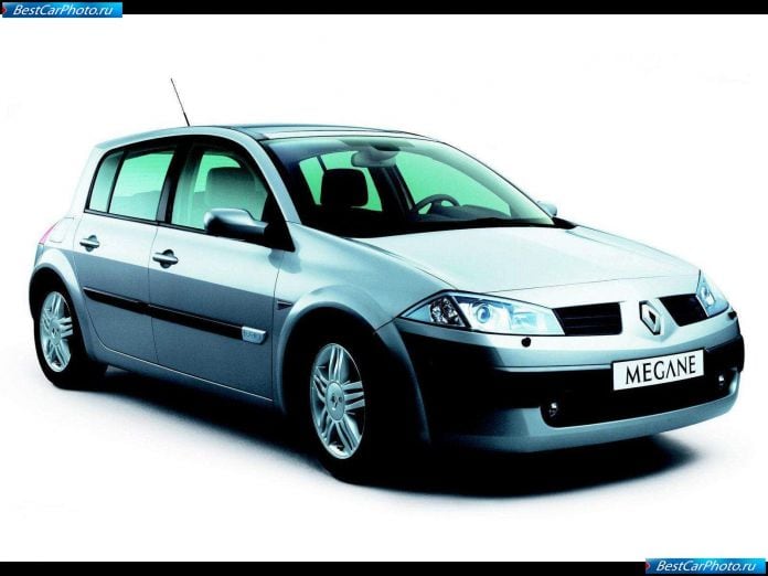 2003 Renault Megane Ii Hatch - фотография 7 из 17 2003 Renault Megane Ii Hatch - фотография 7 из 17