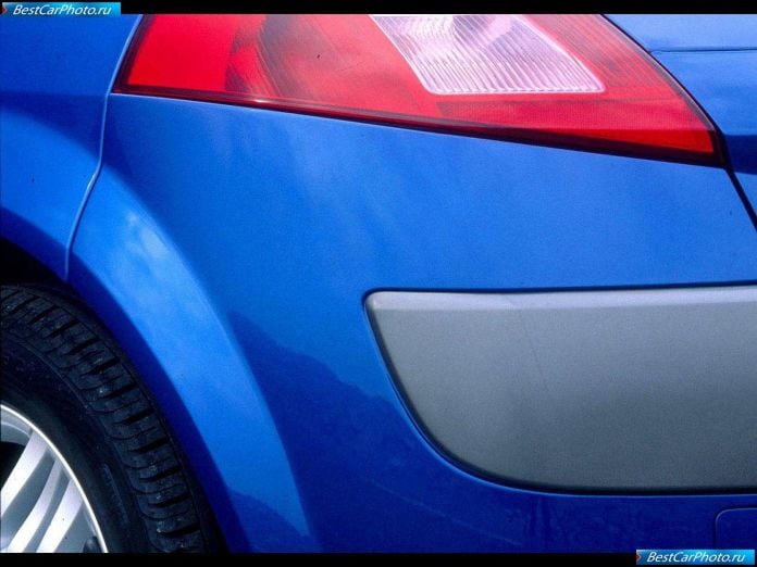 2003 Renault Megane Ii Hatch - фотография 10 из 17 2003 Renault Megane Ii Hatch - фотография 10 из 17