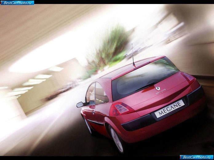 2003 Renault Megane Ii Sport Hatch - фотография 3 из 23