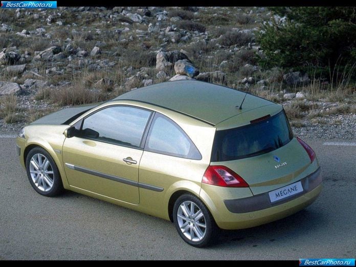 2003 Renault Megane Ii Sport Hatch - фотография 11 из 23