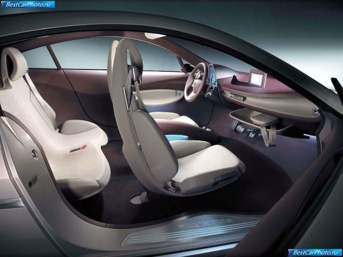 2004 Renault Fluence Concept - фотография 52 из 82 2004 Renault Fluence Concept - фотография 52 из 82