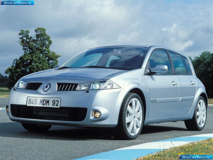 2004 Renault Megane Rs 5-door - фотография 1 из 5