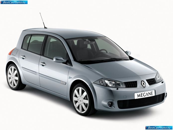 2004 Renault Megane Rs 5-door - фотография 3 из 5