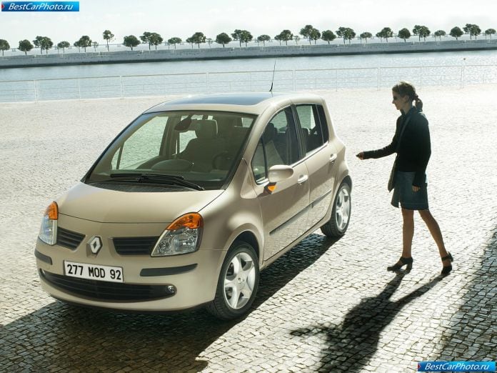 2004 Renault Modus - фотография 11 из 57
