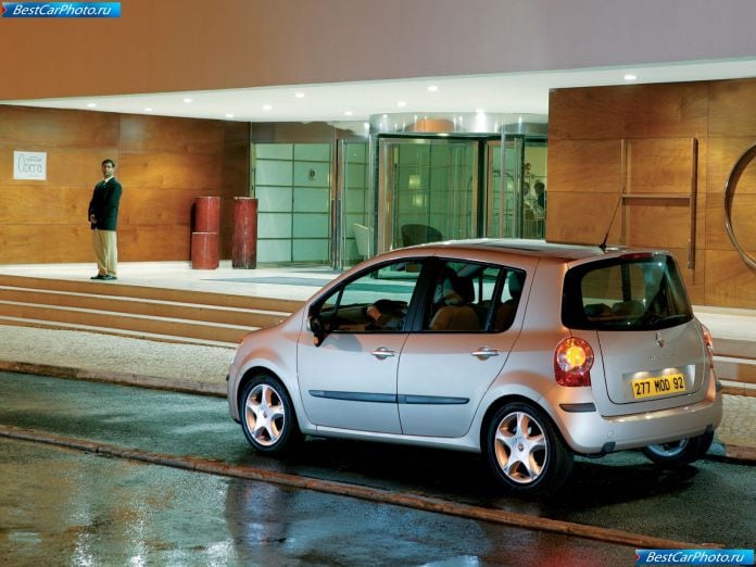 2004 Renault Modus - фотография 29 из 57