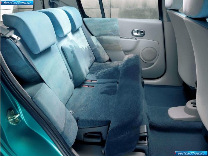 2004 Renault Modus Concept - фотография 11 из 23 2004 Renault Modus Concept - фотография 11 из 23