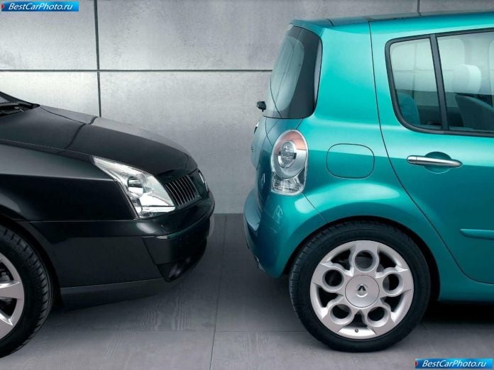 2004 Renault Modus Concept - фотография 22 из 23 2004 Renault Modus Concept - фотография 22 из 23