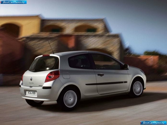 2005 Renault Clio Iii 3door - фотография 10 из 23